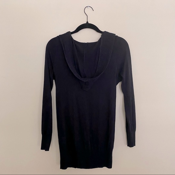 H&M size 6 fancy black knit top with sparkling trim - Picture 6 of 12